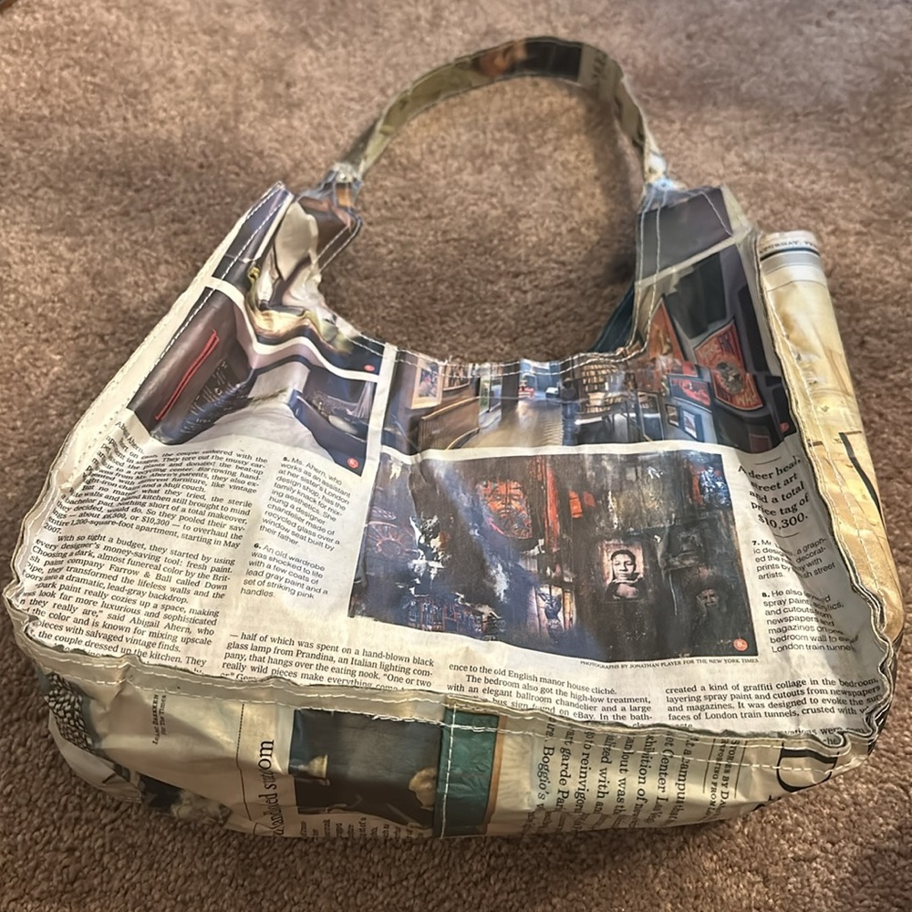Recycled newspaper custom made handbag! - Picture 4 of 8